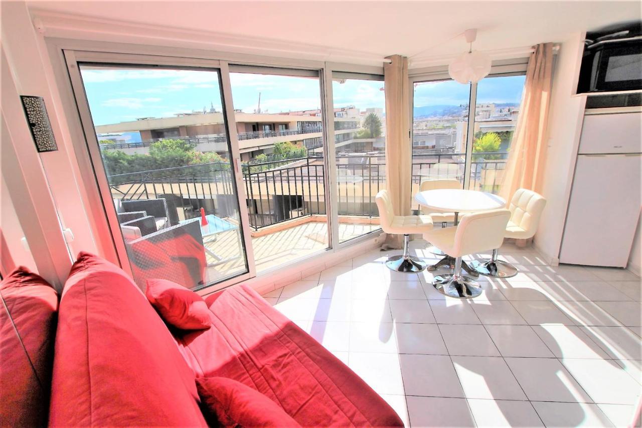 Nice Apartment Last Floor With Terrace And Clear View On The Sea Cannes Exterior photo